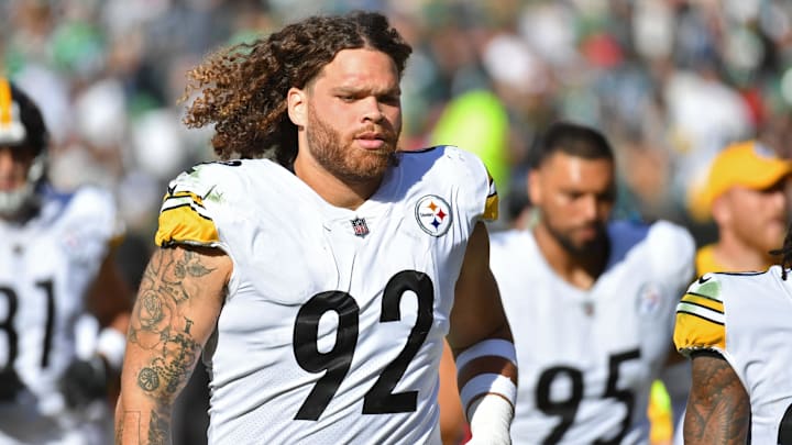 Oct 30, 2022; Philadelphia, Pennsylvania, USA; Pittsburgh Steelers defensive end Isaiahh Loudermilk (92) runs off the field at half-time against the Philadelphia Eagles at Lincoln Financial Field. Mandatory Credit: Eric Hartline-Imagn Images