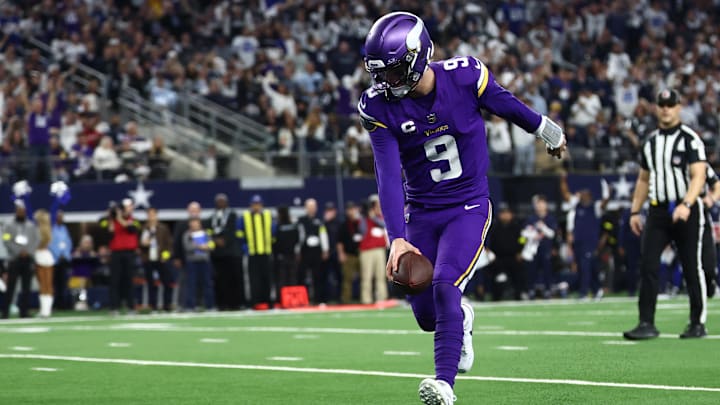 Vikings QB J.J. McCarthy punctuated his touchdown run in style.