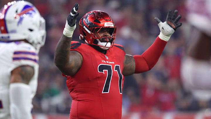 Tytus Howard is heading to Cleveland.