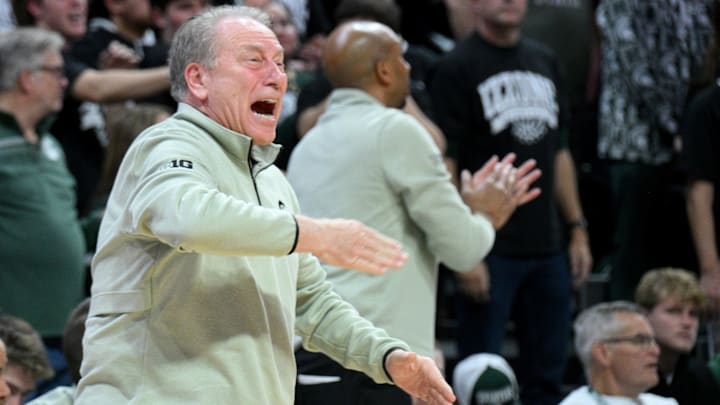 Jan 5, 2026; East Lansing, Michigan, USA; Michigan State Spartans head coach Tom Izzo sends in a play against the Southern California Trojans during the first half at Jack Breslin Student Events Center. Mandatory Credit: Dale Young-Imagn Images Jan 5, 2026; East Lansing, Michigan, USA; Michigan State Spartans head coach Tom Izzo sends in a play against the Southern California Trojans during the first half at Jack Breslin Student Events Center. Mandatory Credit: Dale Young-Imagn Images