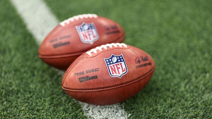 Philadelphia Eagles v Los Angeles Rams