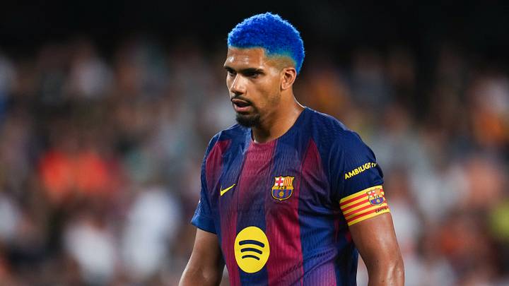 Ronald Araújo verlässt Barça vorübergehend