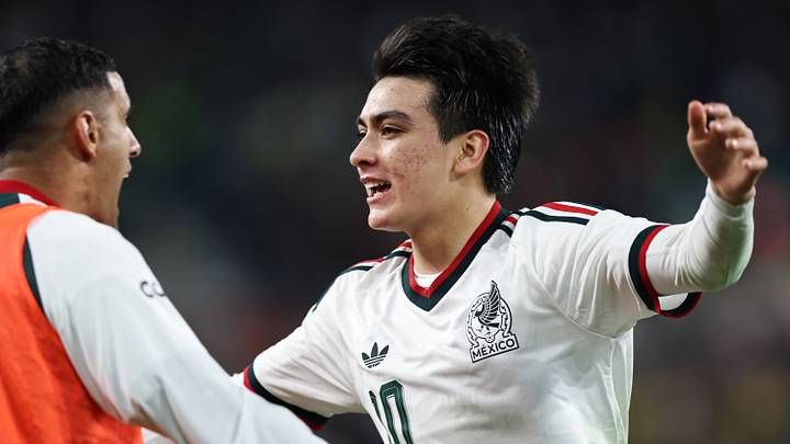 Mexico v Colombia - International Friendly Mexico v Colombia - International Friendly