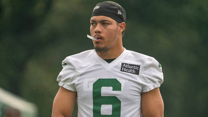 New York Jets safety Dane Belton (6) New York Jets safety Dane Belton (6)