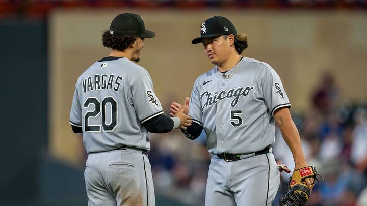Aug 28, 2026; Minneapolis, Minnesota, USA; Chicago White Sox third baseman Miguel Vargas (20) and first baseman Munetaka Murakami (5) celebrate defeating the Minnesota Twins at Target Field. Mandatory Credit: Jesse Johnson-Imagn Images Aug 28, 2026; Minneapolis, Minnesota, USA; Chicago White Sox third baseman Miguel Vargas (20) and first baseman Munetaka Murakami (5) celebrate defeating the Minnesota Twins at Target Field. Mandatory Credit: Jesse Johnson-Imagn Images