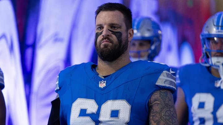 Detroit Lions offensive tackle Taylor Decker (68) makes his way to down the tunnel before the start of the game Detroit Lions offensive tackle Taylor Decker (68) makes his way to down the tunnel before the start of the game
