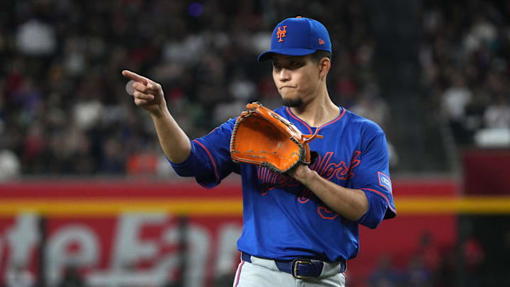 May 7, 2025; Phoenix, Arizona, USA; New York Mets pitcher Kodai Senga (34) reacts to a play against the Arizona Diamondbacks in the first inning at Chase Field. Mandatory Credit: Rick Scuteri-Imagn Images May 7, 2025; Phoenix, Arizona, USA; New York Mets pitcher Kodai Senga (34) reacts to a play against the Arizona Diamondbacks in the first inning at Chase Field. Mandatory Credit: Rick Scuteri-Imagn Images