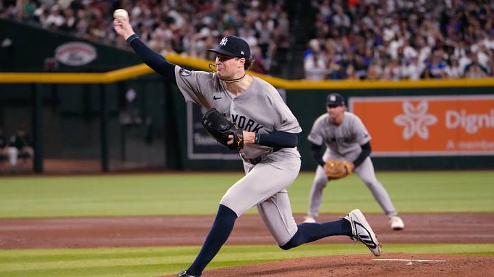 Sep 19, 2026; Phoenix, Arizona, USA; New York Yankees pitcher Cam Schlittler (31) pitches during the third inning at Chase Field during the game between the Arizona Diamondbacks and the New York Yankees. Mandatory Credit: Arianna Grainey-Imagn Images Sep 19, 2026; Phoenix, Arizona, USA; New York Yankees pitcher Cam Schlittler (31) pitches during the third inning at Chase Field during the game between the Arizona Diamondbacks and the New York Yankees. Mandatory Credit: Arianna Grainey-Imagn Images