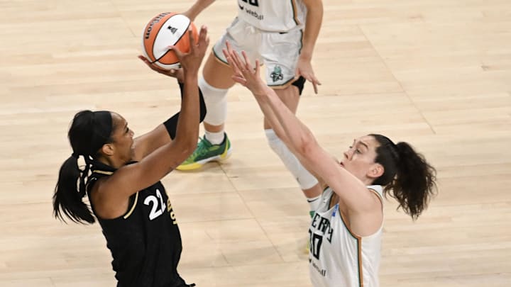 Aug 15, 2023; Las Vegas, Nevada, USA; Las Vegas Aces forward A'ja Wilson (22) shoots against New York Liberty forward Breanna Stewart (30) during the first quarter at Michelob Ultra Arena. Mandatory Credit: Candice Ward-Imagn Images Aug 15, 2023; Las Vegas, Nevada, USA; Las Vegas Aces forward A'ja Wilson (22) shoots against New York Liberty forward Breanna Stewart (30) during the first quarter at Michelob Ultra Arena. Mandatory Credit: Candice Ward-Imagn Images