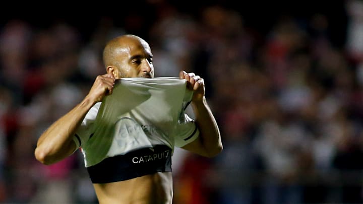 Jogador tem muita identificação com o clube paulista Jogador tem muita identificação com o clube paulista