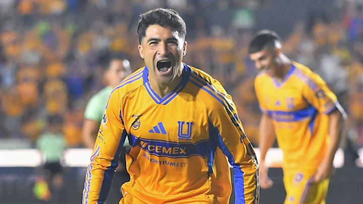 Tigres UANL v Atletico San Luis - Torneo Apertura 2025 Liga MX