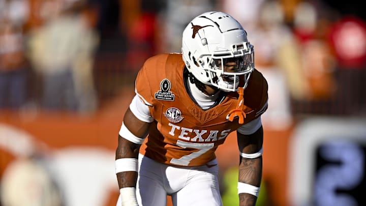 Texas Longhorns defensive back Jahdae Barron (7). Texas Longhorns defensive back Jahdae Barron (7).