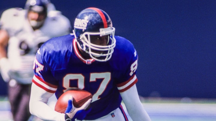 Sep 14, 1997; East Rutherford, NJ, USA; FILE PHOTO; New York Giants tight end Howard Cross (87) in action against the Baltimore Ravens at Giants Stadium. 