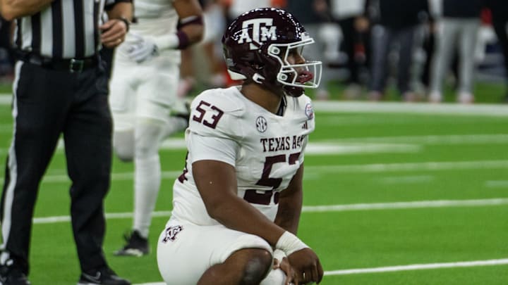 Texas A&M Aggies defensive lineman Jadon Scarlett