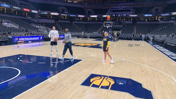 Indiana Pacers wing Doug McDermott warms up before the Pacers host the Los Angeles Lakers on March 29, 2024. (Mandatory Photo Credit: AllPacers)