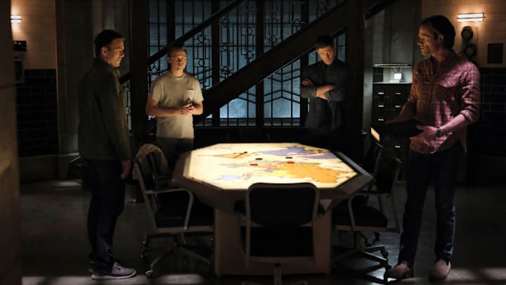 Supernatural -- "Inherit the Earth" -- Image Number: SN1519a_0284r.jpg -- Pictured (L-R): Jake Abel