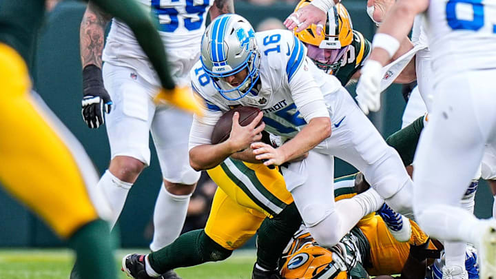 Jared Goff and his Detroit Lions struggled on offense against the Green Bay Packers in Week 1.