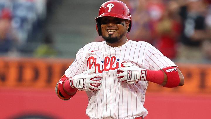 Aug 4, 2026; Philadelphia, Pennsylvania, USA; Philadelphia Phillies second baseman Luis Arraez (4) reacts to his RBI double against the Washington Nationals during the third inning at Citizens Bank Park. Mandatory Credit: Bill Streicher-Imagn Images Aug 4, 2026; Philadelphia, Pennsylvania, USA; Philadelphia Phillies second baseman Luis Arraez (4) reacts to his RBI double against the Washington Nationals during the third inning at Citizens Bank Park. Mandatory Credit: Bill Streicher-Imagn Images