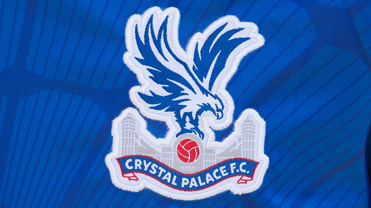 Crystal Palace Leads Premier League Race for Millwall Defender Tanganga