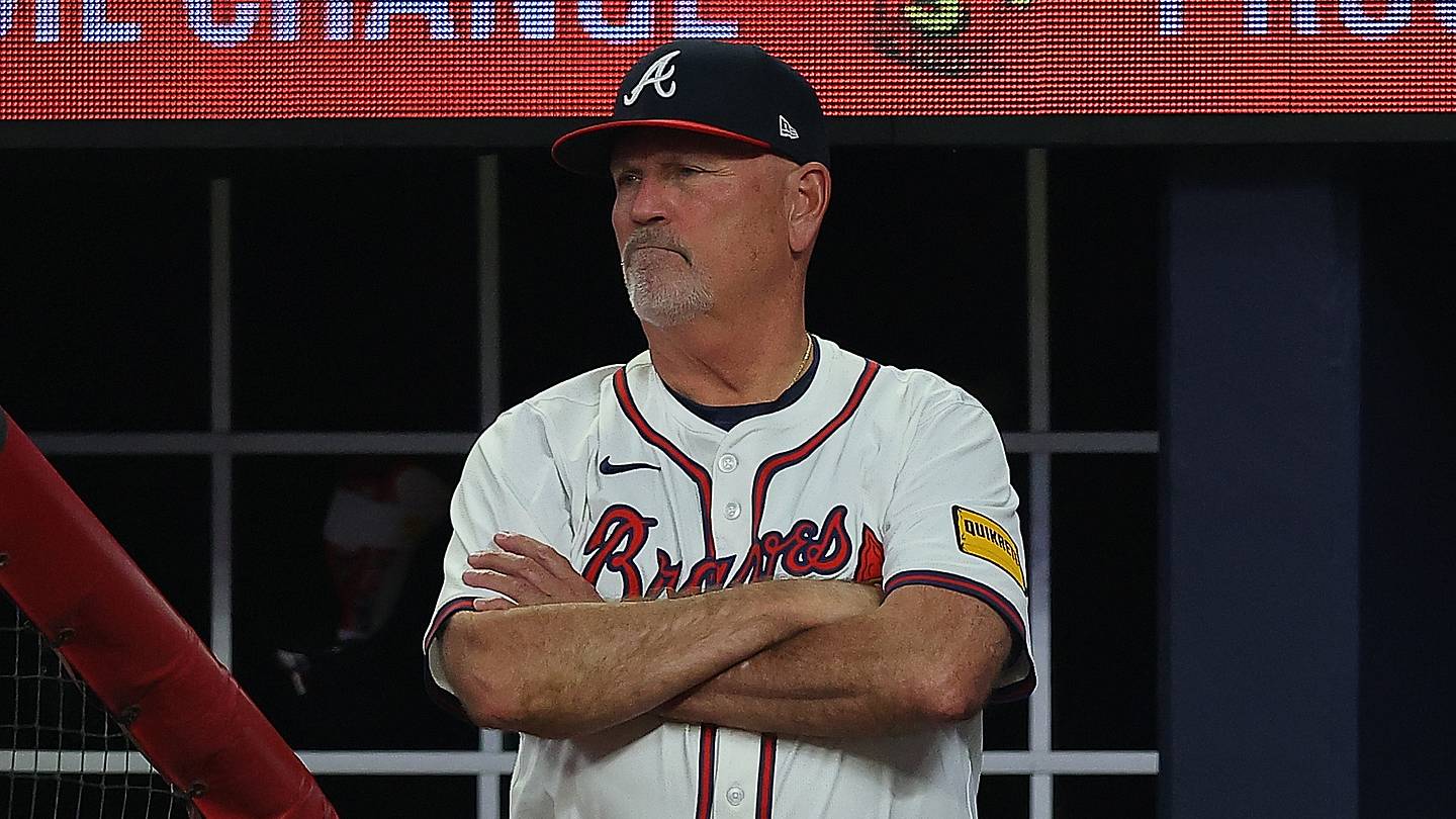 Braves must save Brian Snitker from himself and ditch this struggling  reliever