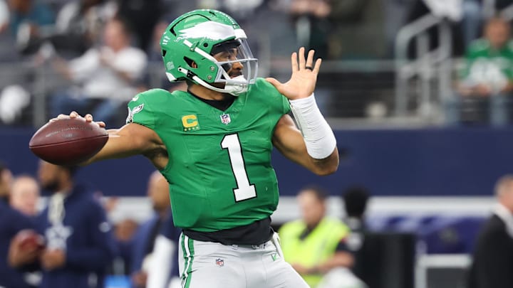 Jalen Hurts and the Eagles look to bounce back against the Bears on Black Friday.