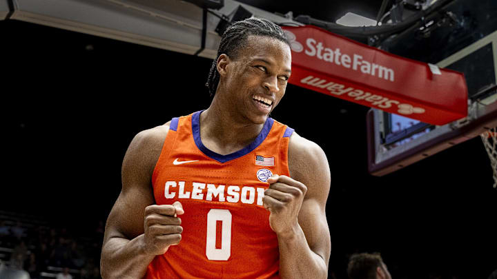 The Clemson Tigers and forward RJ Godfrey are favored on the road on Feb. 18. 