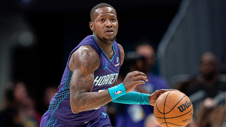 Philadelphia 76ers v Charlotte Hornets