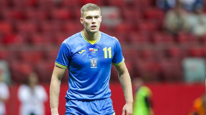 Artem Dovbyk sera au sommet de l'attaque ukrainienne.