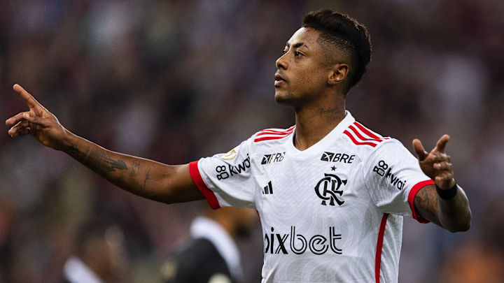 Fla goleou o rival no primeiro turno