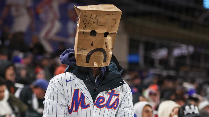Mets fans have officially reached paper bag territory during the team’s 12-game losing streak.