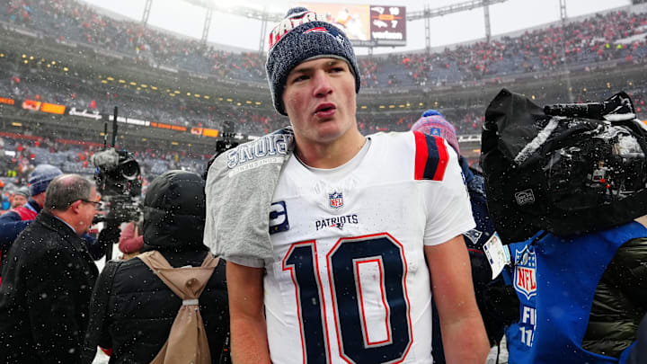 Drake Maye received some good advice from Peyton Manning before Super Bowl LX.