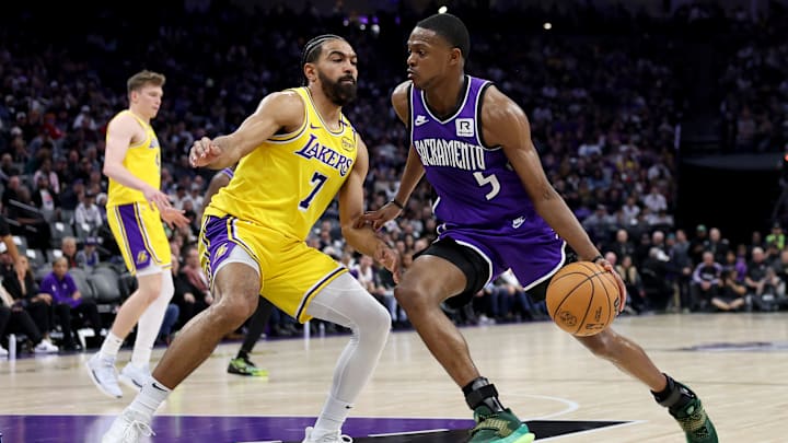 Los Angeles Lakers pasarían a ser grandes favoritos esta temporada si obtienen a De'Aaron Fox en un cambio