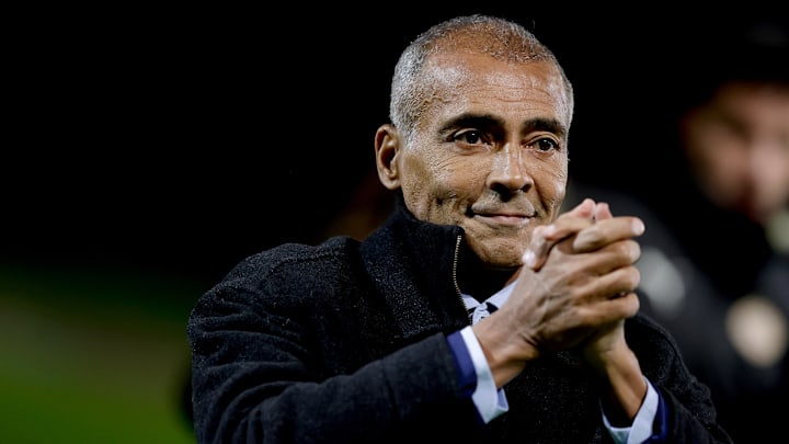 Romario a joué au Barça. Romario a joué au Barça.