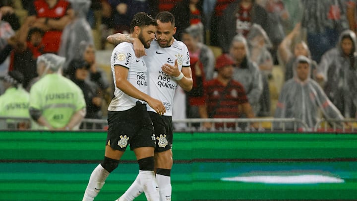 O Timão enfrenta o RB Bragantino neste domingo (15)
