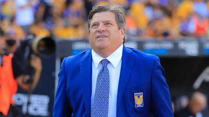 Miguel Herrera respaldó a sus jugadores que fueron expulsados