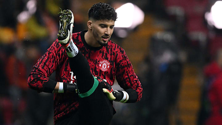 Altay Bayindir is set for his Manchester United debut
