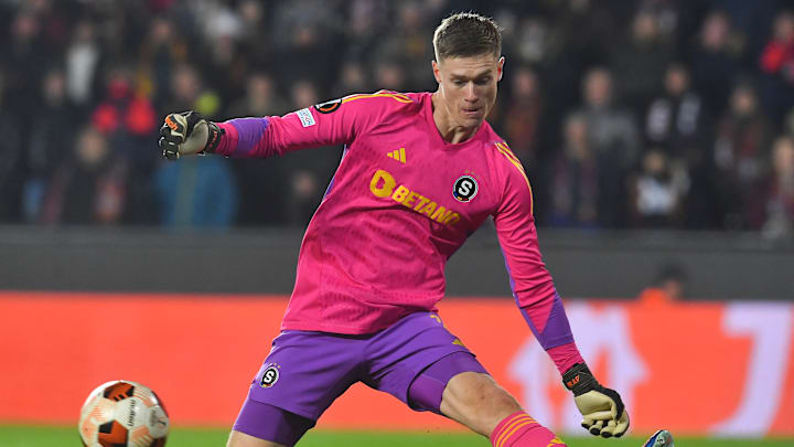 TOPSHOT-FBL-EUR-C3-SPARTA PRAHA-REAL BETIS