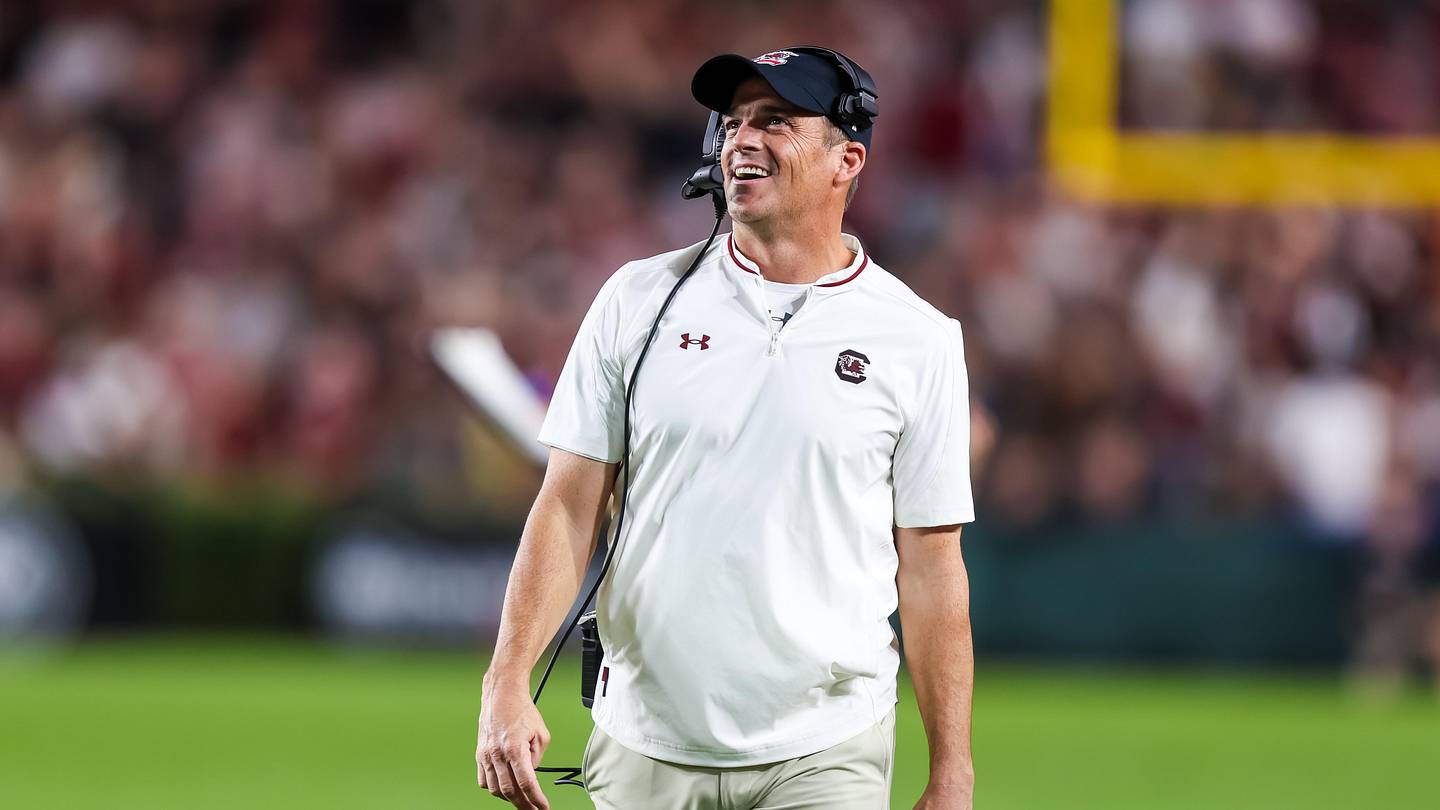 College Football Analyst Says South Carolina Fans Should Be Easier on Shane Beamer