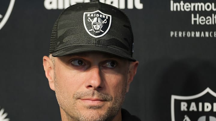 Las Vegas Raiders Introduce Geno Smith