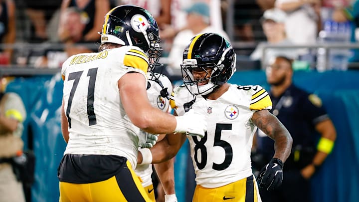 Aug 9, 2025; Jacksonville, Florida, USA; Pittsburgh Steelers wide receiver Ke'Shawn Williams (85) celebrates after scoring a touchdown against the Jacksonville Jaguars during a preseason game at EverBank Stadium. Mandatory Credit: Travis Register-Imagn Images Aug 9, 2025; Jacksonville, Florida, USA; Pittsburgh Steelers wide receiver Ke'Shawn Williams (85) celebrates after scoring a touchdown against the Jacksonville Jaguars during a preseason game at EverBank Stadium. Mandatory Credit: Travis Register-Imagn Images