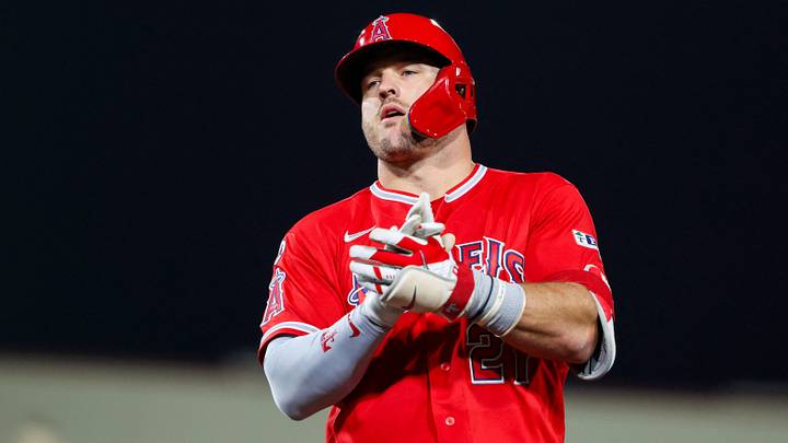 Sep 23, 2026; West Sacramento, California, USA; Los Angeles Angels designated hitter Mike Trout (27) reacts after hitting a single during the seventh inning against the Athletics at Sutter Health Park. Mandatory Credit: Sergio Estrada-Imagn Images Sep 23, 2026; West Sacramento, California, USA; Los Angeles Angels designated hitter Mike Trout (27) reacts after hitting a single during the seventh inning against the Athletics at Sutter Health Park. Mandatory Credit: Sergio Estrada-Imagn Images