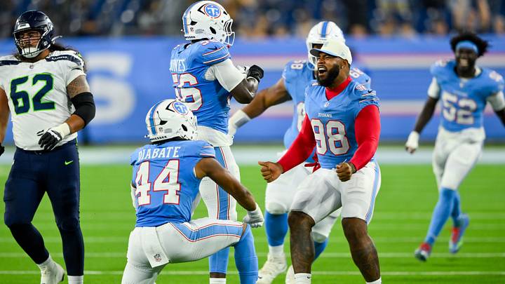 Aug 23, 2026; Nashville, Tennessee, USA; Tennessee Titans defensive tackle Jeffery Simmons (98) celebrates the sack from linebacker Truman Jones (56) against the Seattle Seahawks during the second half at Nissan Stadium. Mandatory Credit: Steve Roberts-Imagn Images Aug 23, 2026; Nashville, Tennessee, USA; Tennessee Titans defensive tackle Jeffery Simmons (98) celebrates the sack from linebacker Truman Jones (56) against the Seattle Seahawks during the second half at Nissan Stadium. Mandatory Credit: Steve Roberts-Imagn Images