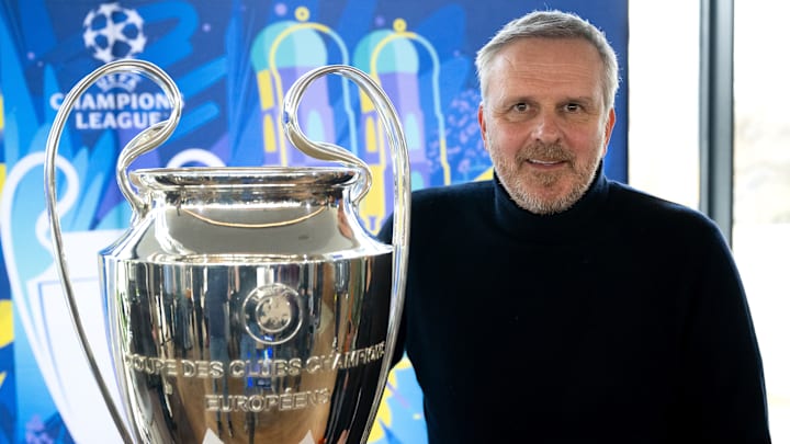 Didi Hamann mit dem Henkelpott