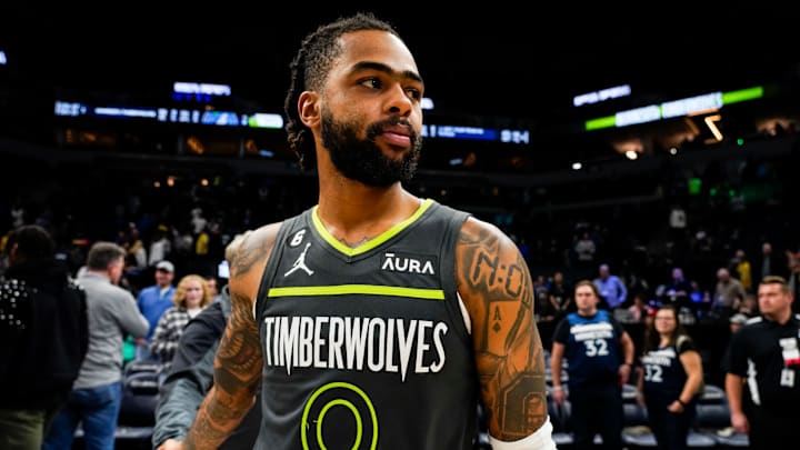 Russell fue cambiado a los Lakers en un acuerdo de triple vía