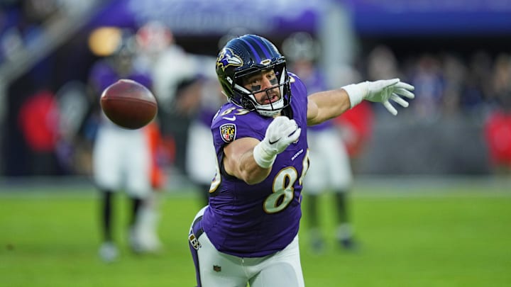Jan 4, 2025; Baltimore, Maryland, USA; Baltimore Ravens tight end Mark Andrews (89) makes a pass during the first quarter against the Cleveland Browns at M&T Bank Stadium. Mandatory Credit: Mitch Stringer-Imagn Images