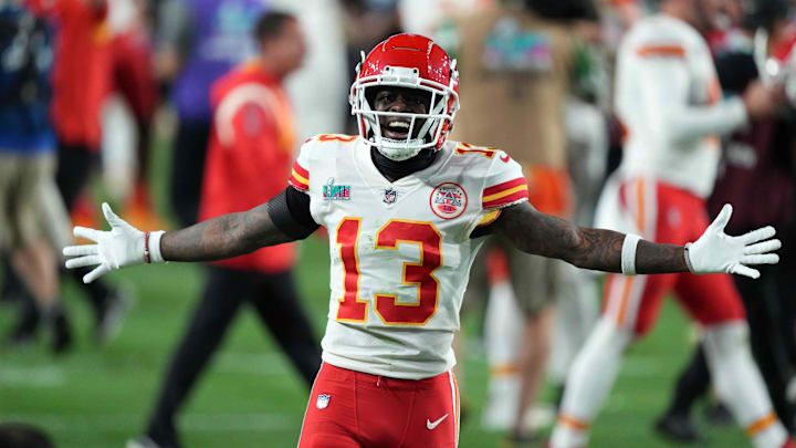 Nazeeh Johnson officially signed an extension with the Chiefs