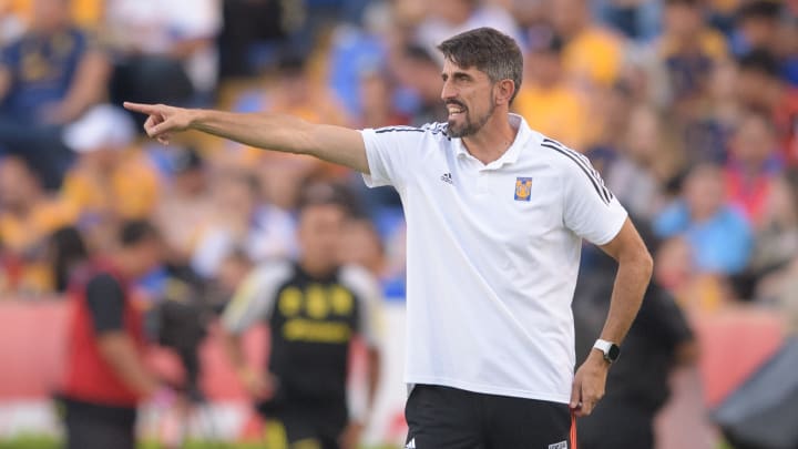 Veljko Paunovic debutó con victoria su primer partido de liga con Tigres