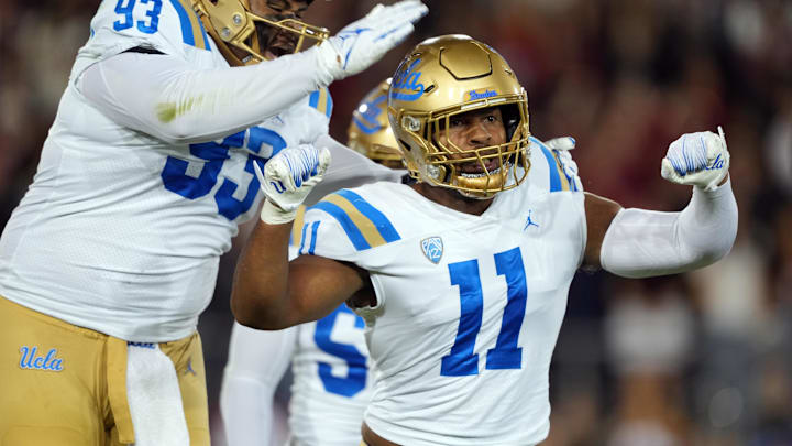 Oct 21, 2023; Stanford, California, USA; UCLA Bruins defensive lineman Gabriel Murphy (11) Oct 21, 2023; Stanford, California, USA; UCLA Bruins defensive lineman Gabriel Murphy (11)