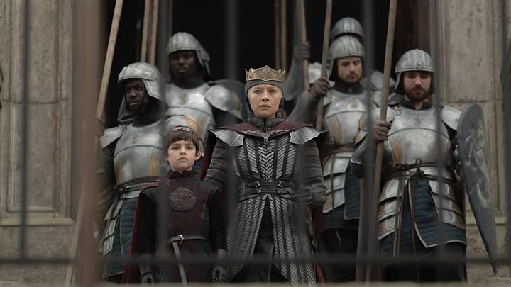 Oscar Eskinazi as Joffrey Velaryon, Emma D’Arcy as Rhaenyra Targaryen in House of the Dragon season 3 episode 8. Photograph by Ollie Upton/HBO. Oscar Eskinazi as Joffrey Velaryon, Emma D’Arcy as Rhaenyra Targaryen in House of the Dragon season 3 episode 8. Photograph by Ollie Upton/HBO.