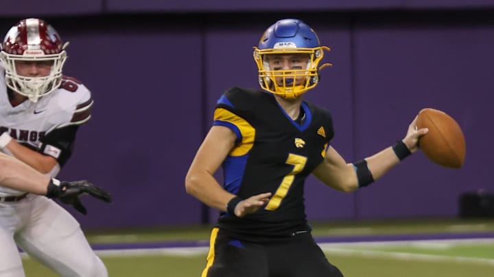 Humboldt's Coen Matson led the Wildcats past Mount Vernon and into the Class 3A championship game Saturday night.